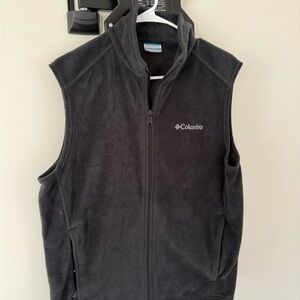 Columbia Charcoal Sleeveless Fleece Vest